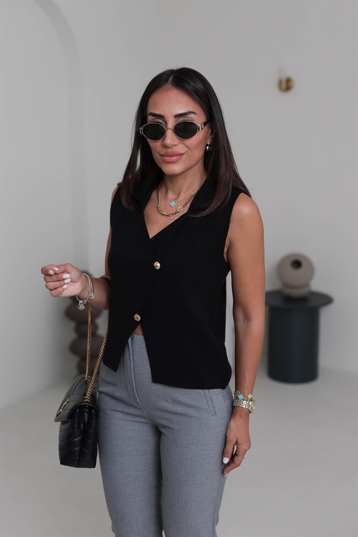 0070 Polo Yaka Çapraz Triko Yelek SİYAH