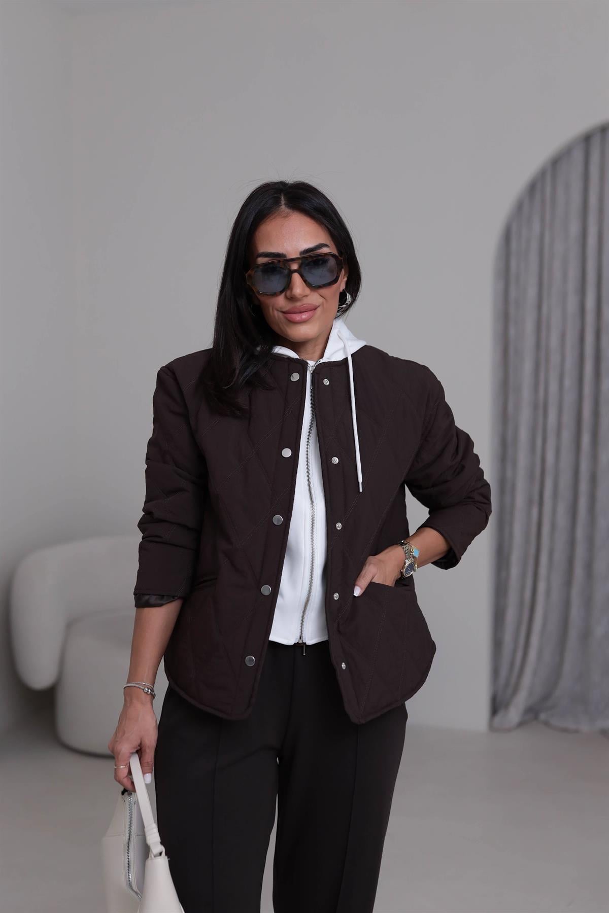 5841 Kapüşonlu Garni Detaylı Kapitone Mont KAHVE