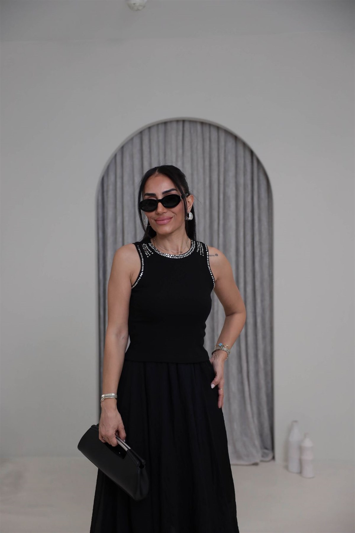 8162 Yaka ve Kol Taşlı Zımbalı Fitilli Atlet SİYAH