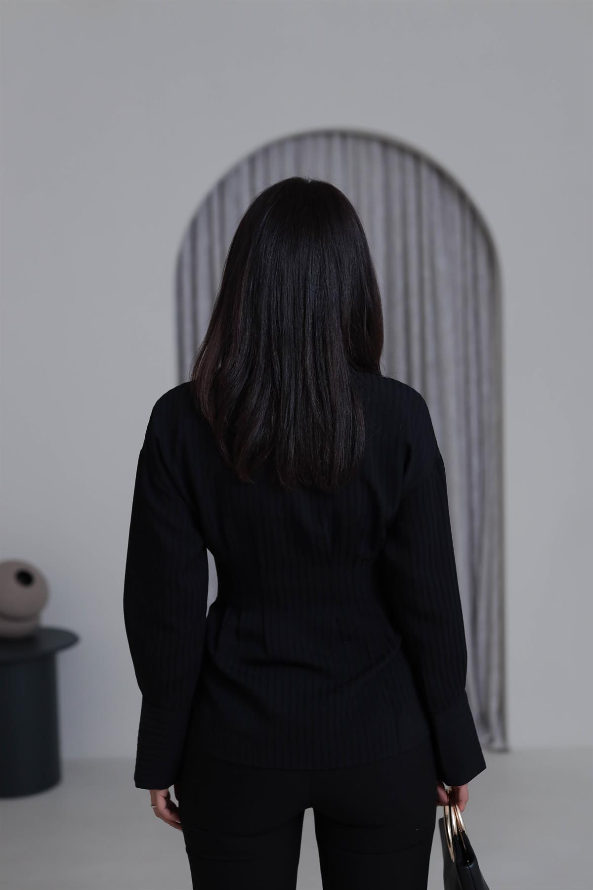 0867 Kol Manşetli Kemer Detaylı Gömlek SİYAH