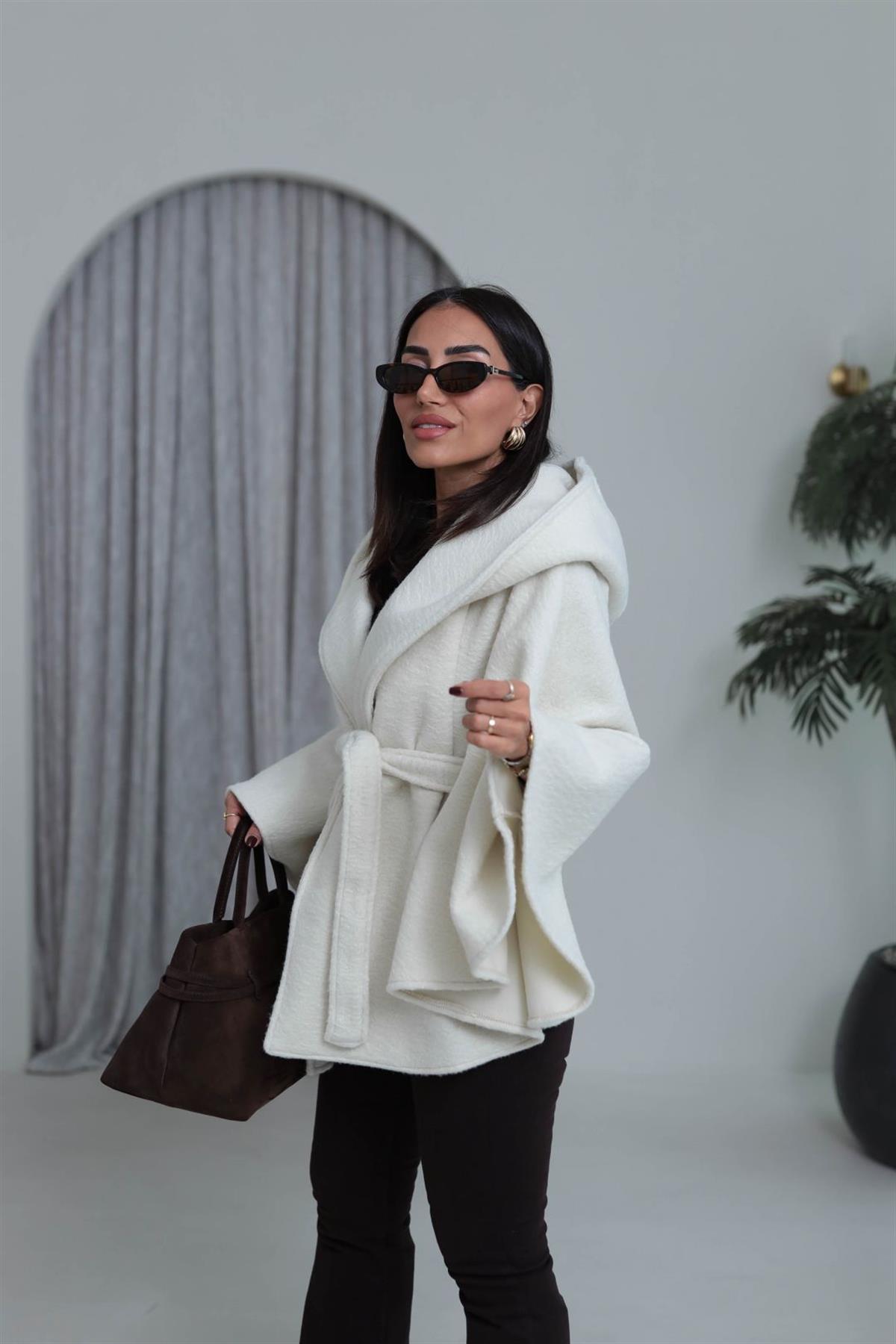 0588 Kaşe Panço Kaban KREM