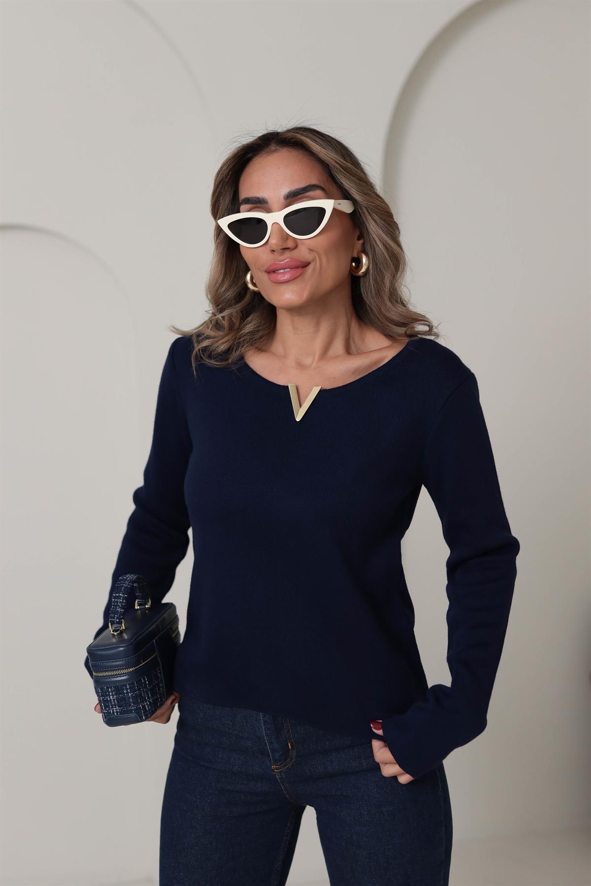 5832 V Gold Tokalı Yumuşak Triko LACİVERT