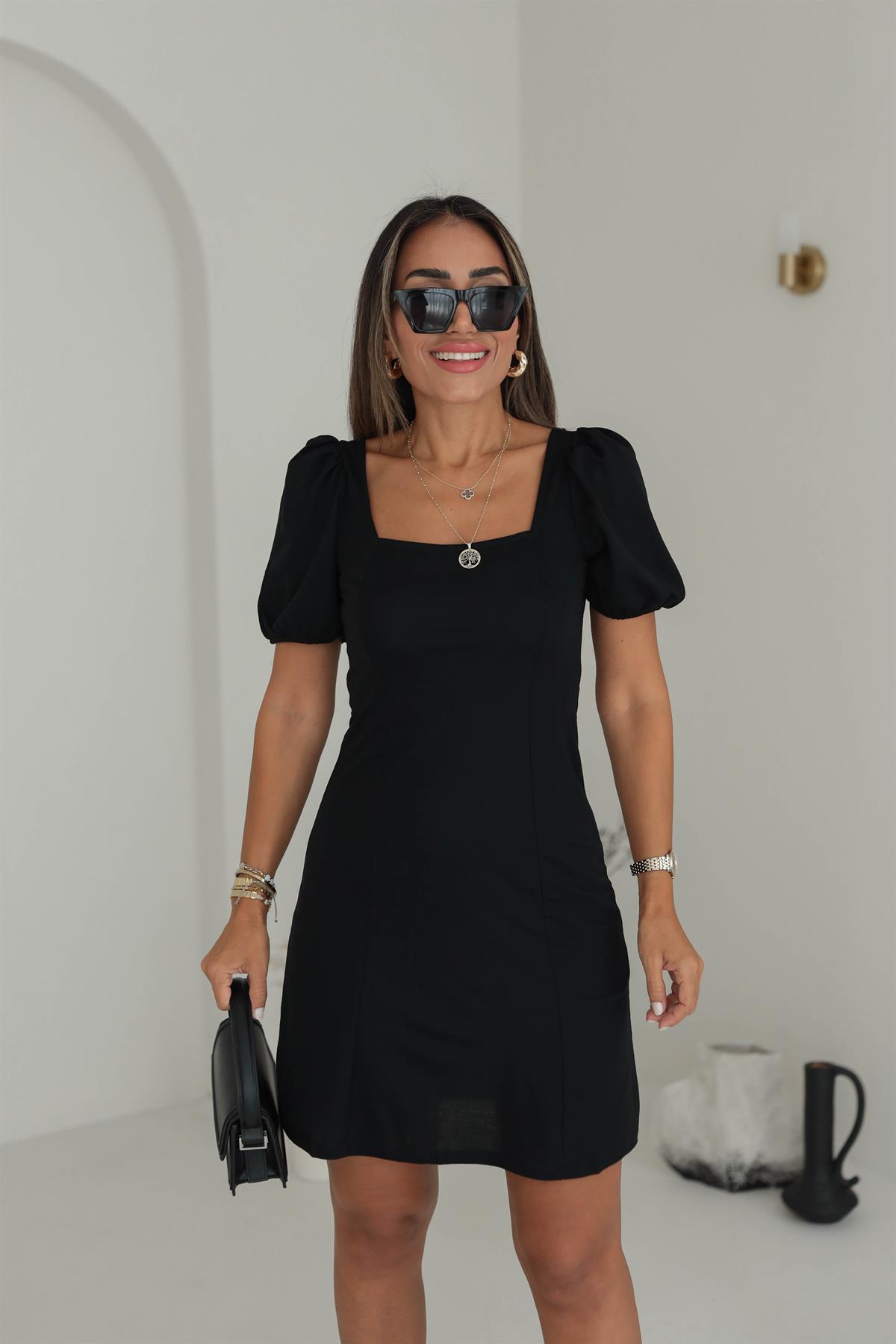 4294 Kare Yaka Likralı Elbise