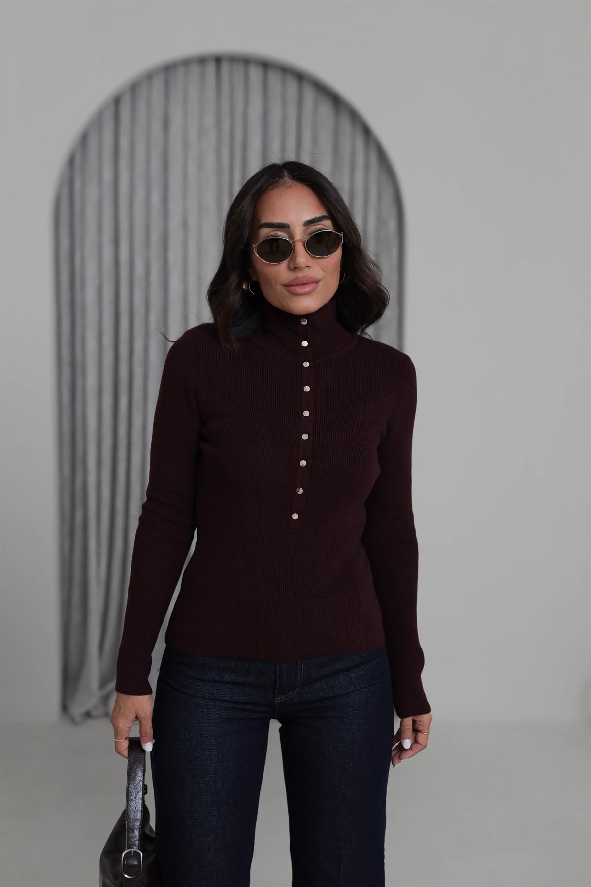 0686 Dik Yaka Çıtçıtlı Triko Kazak BORDO