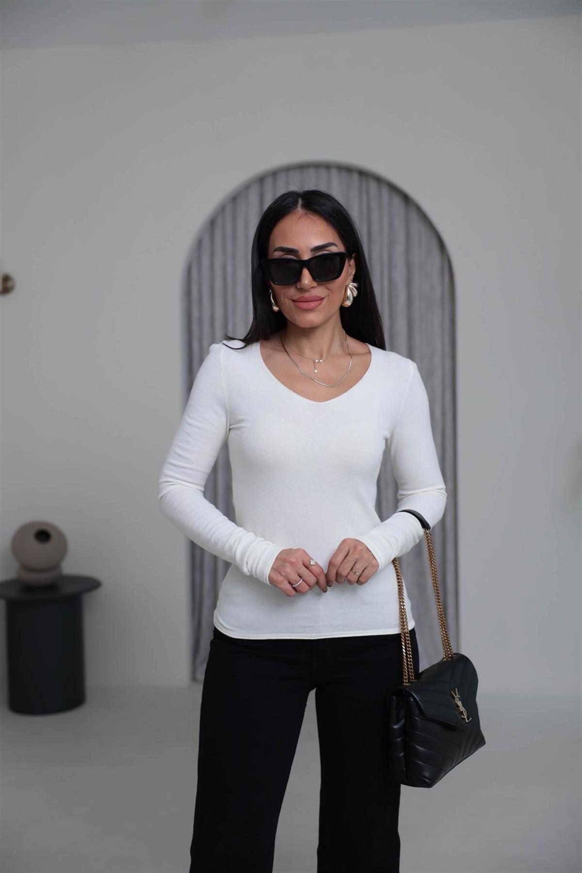 0842 V Yaka Kaşmirli Triko Bluz EKRU