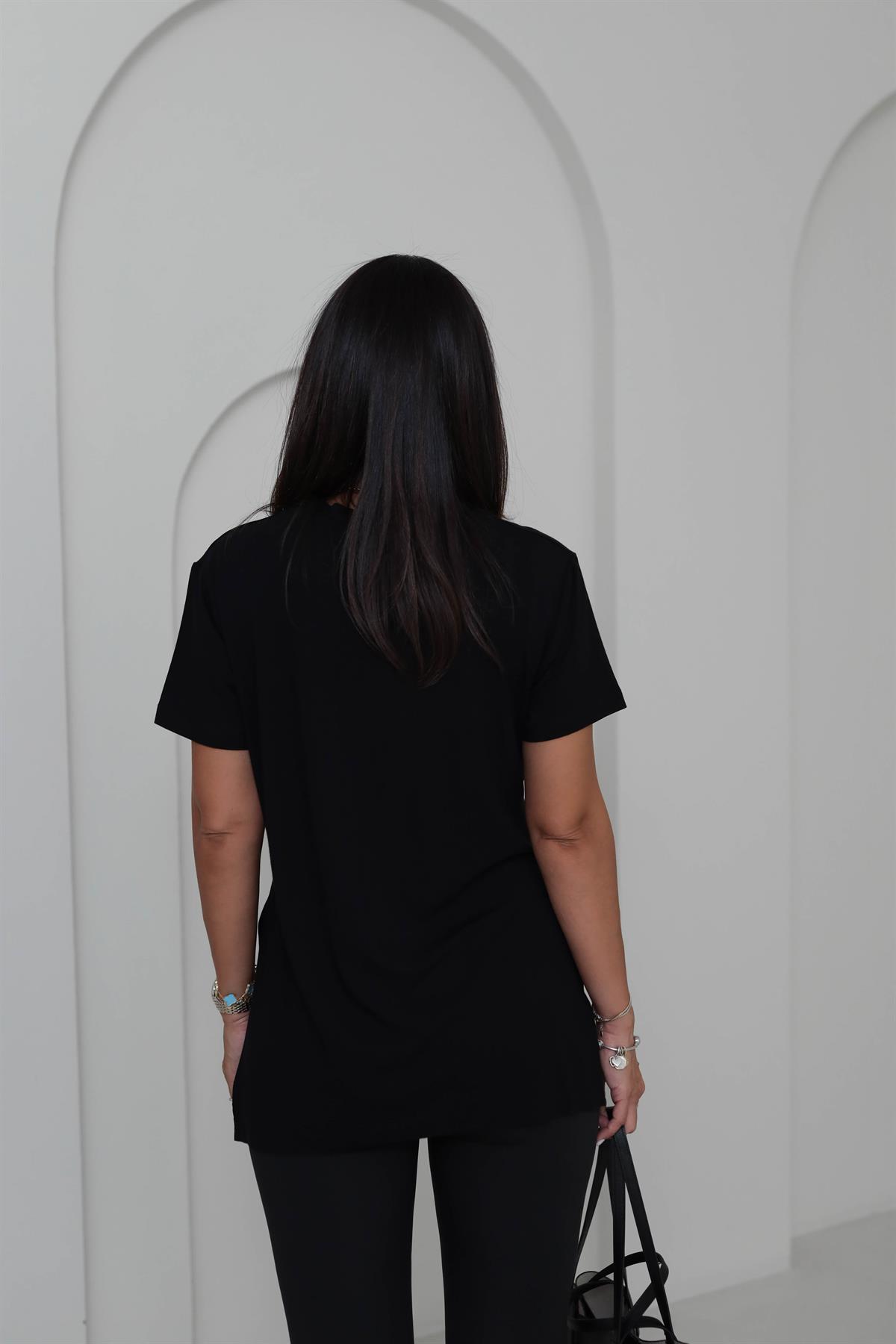 T20 Viskon Pamuk Yanları Yırtmaçlı Tshirt SİYAH