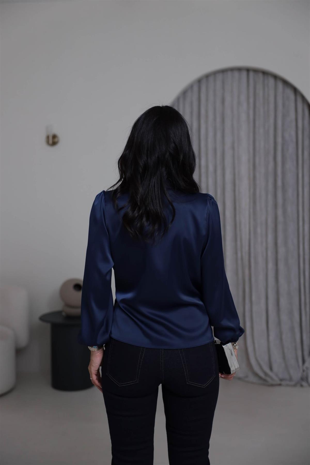 K0132 Kruvaze Yaka İpek Saten Gömlek Bluz LACİVERT