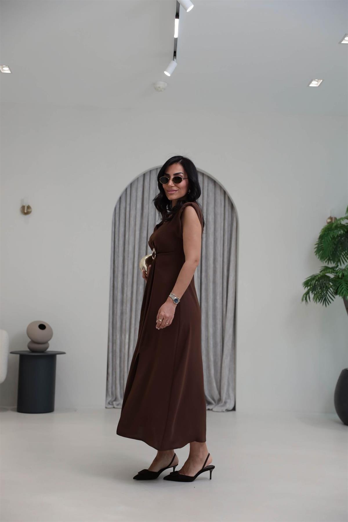 3865 V Yaka Gold Tokalı Maxi Elbise KAHVE