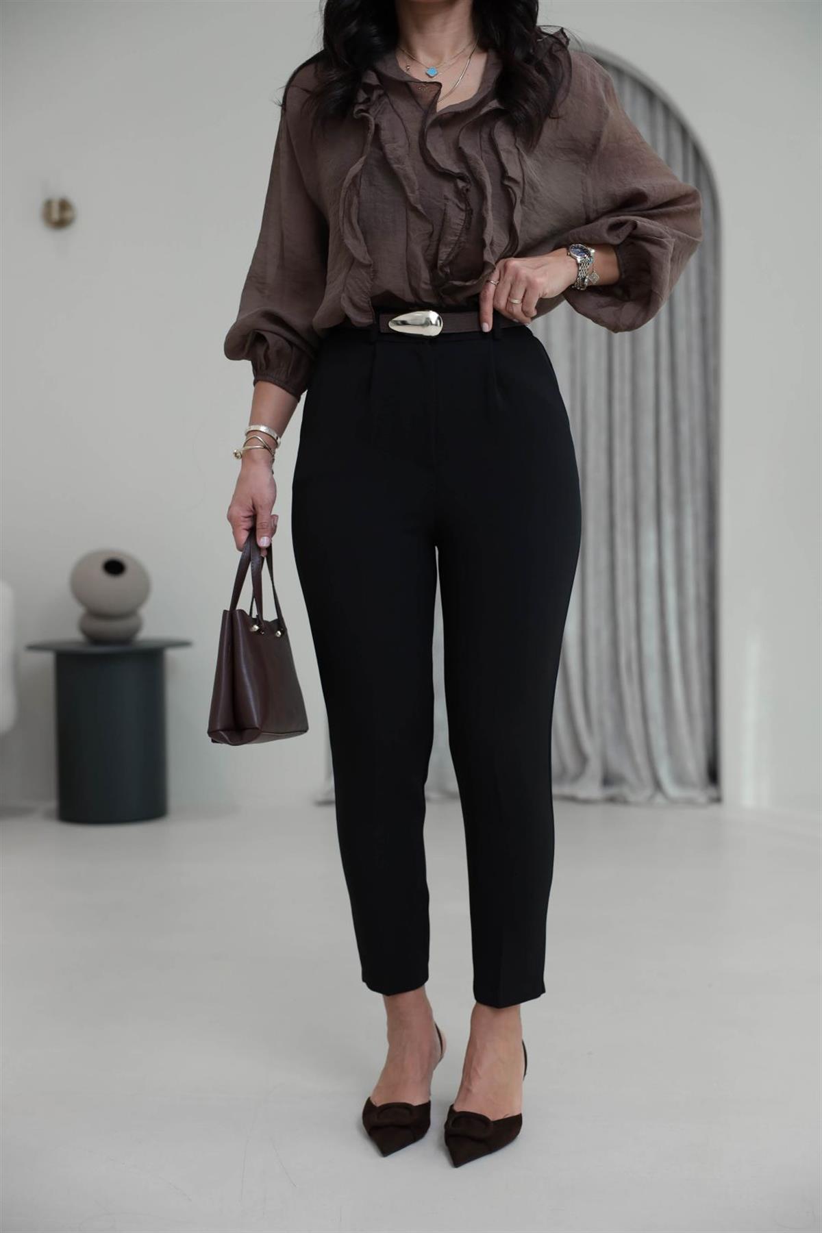 1306 Kemerli Arka Bel Lastikli Havuç Pantolon SİYAH