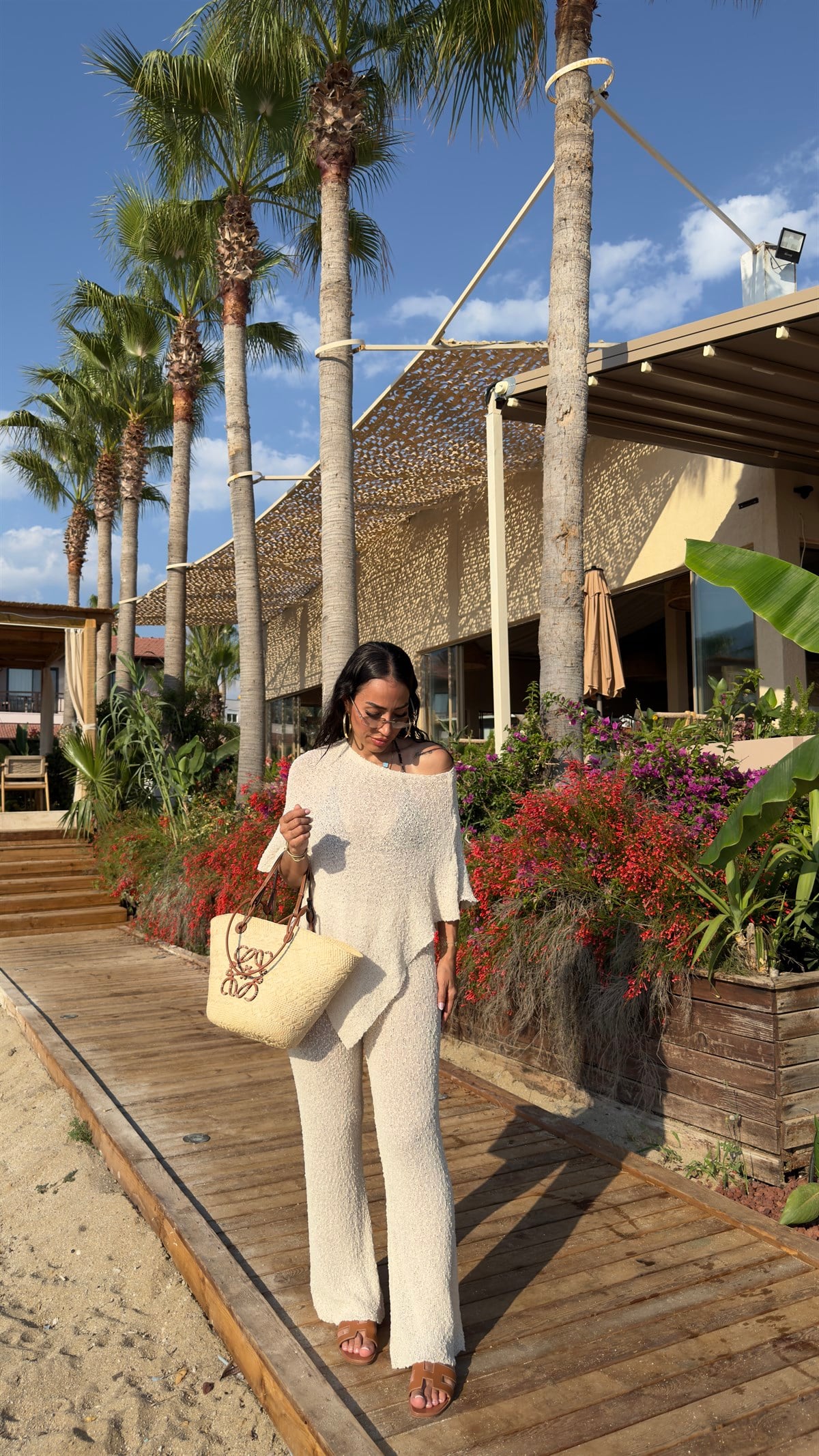 1040 Asimetrik Flora Desen Beach Takım EKRU