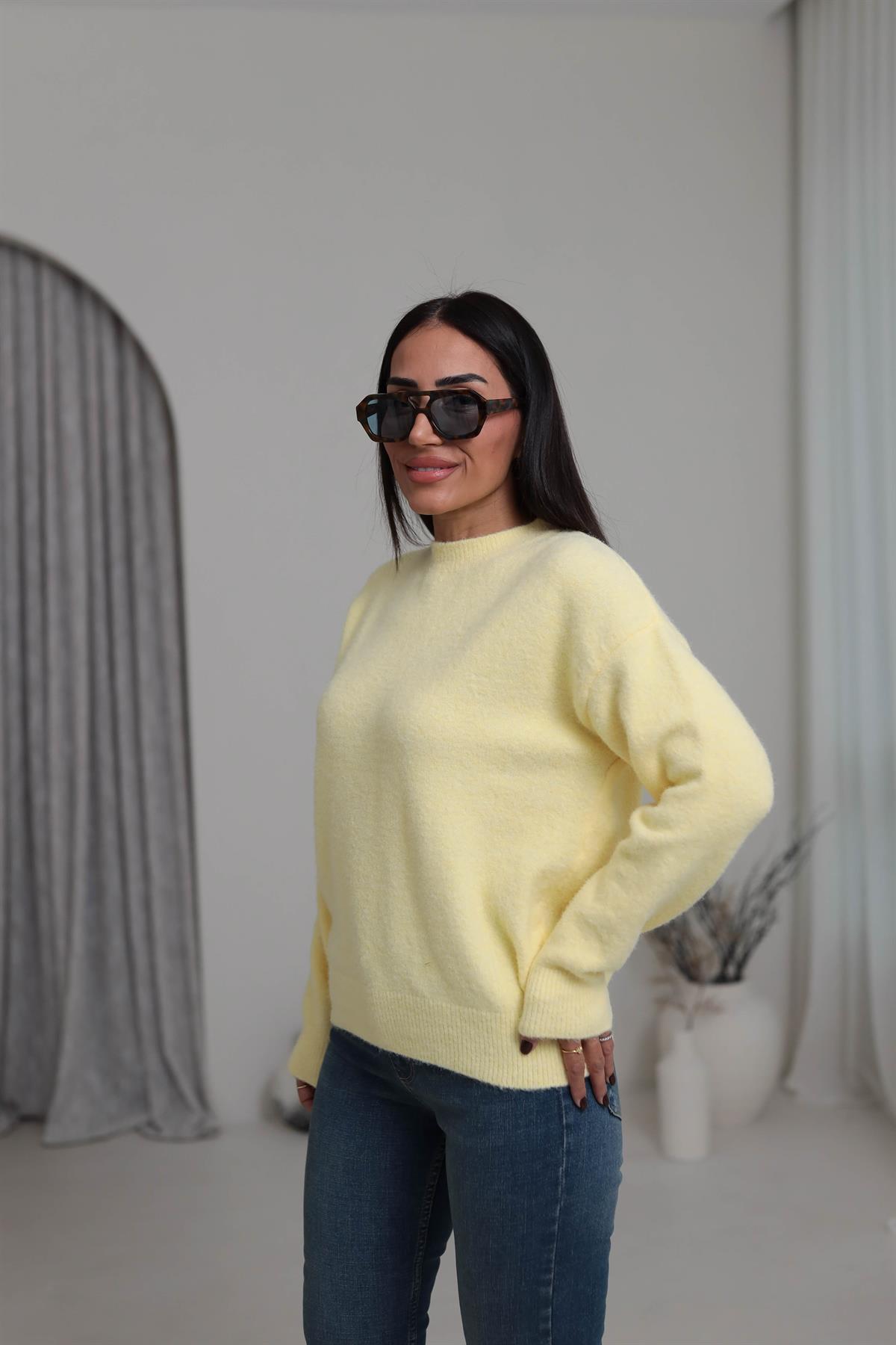 0640 Bisiklet Yaka Yumuşak Dokulu Triko Kazak SARI