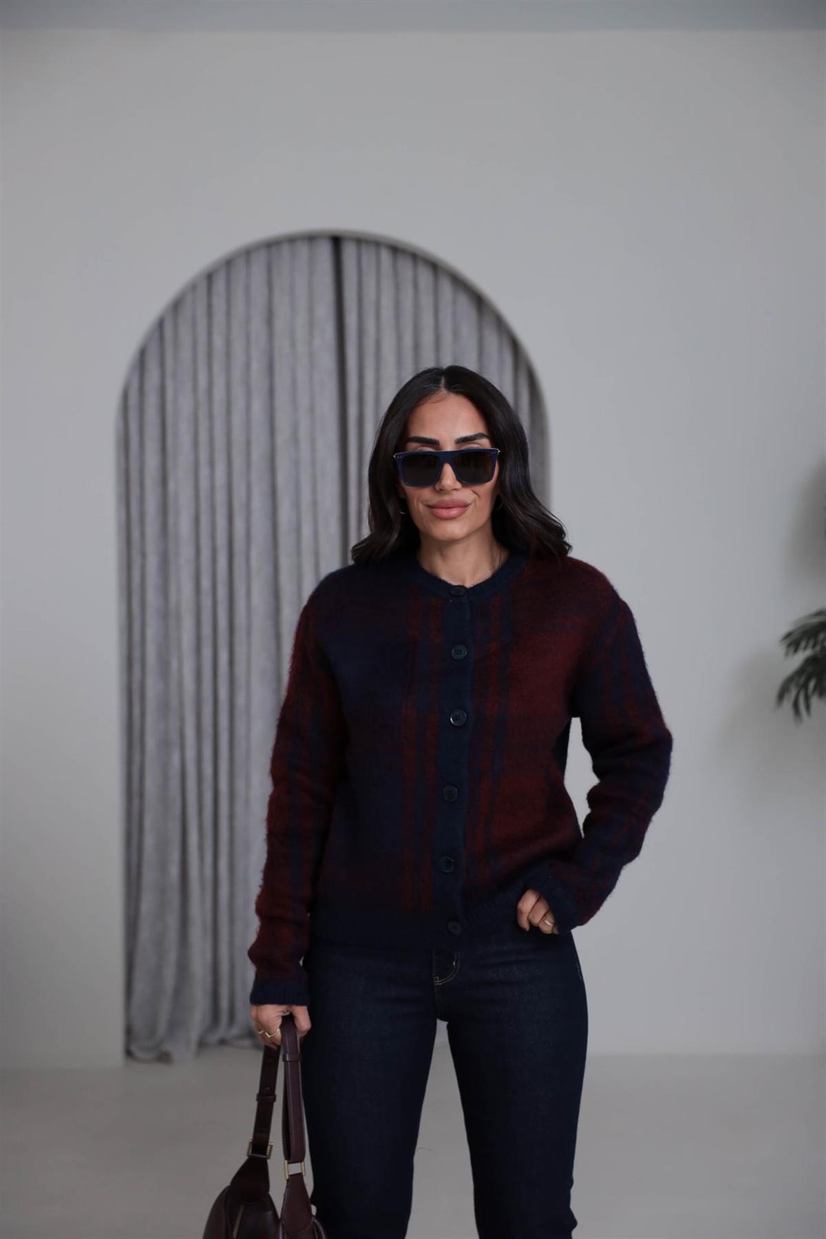 0092 Bisiklet Yaka Kare Desenli Hırka BORDO-LACİ