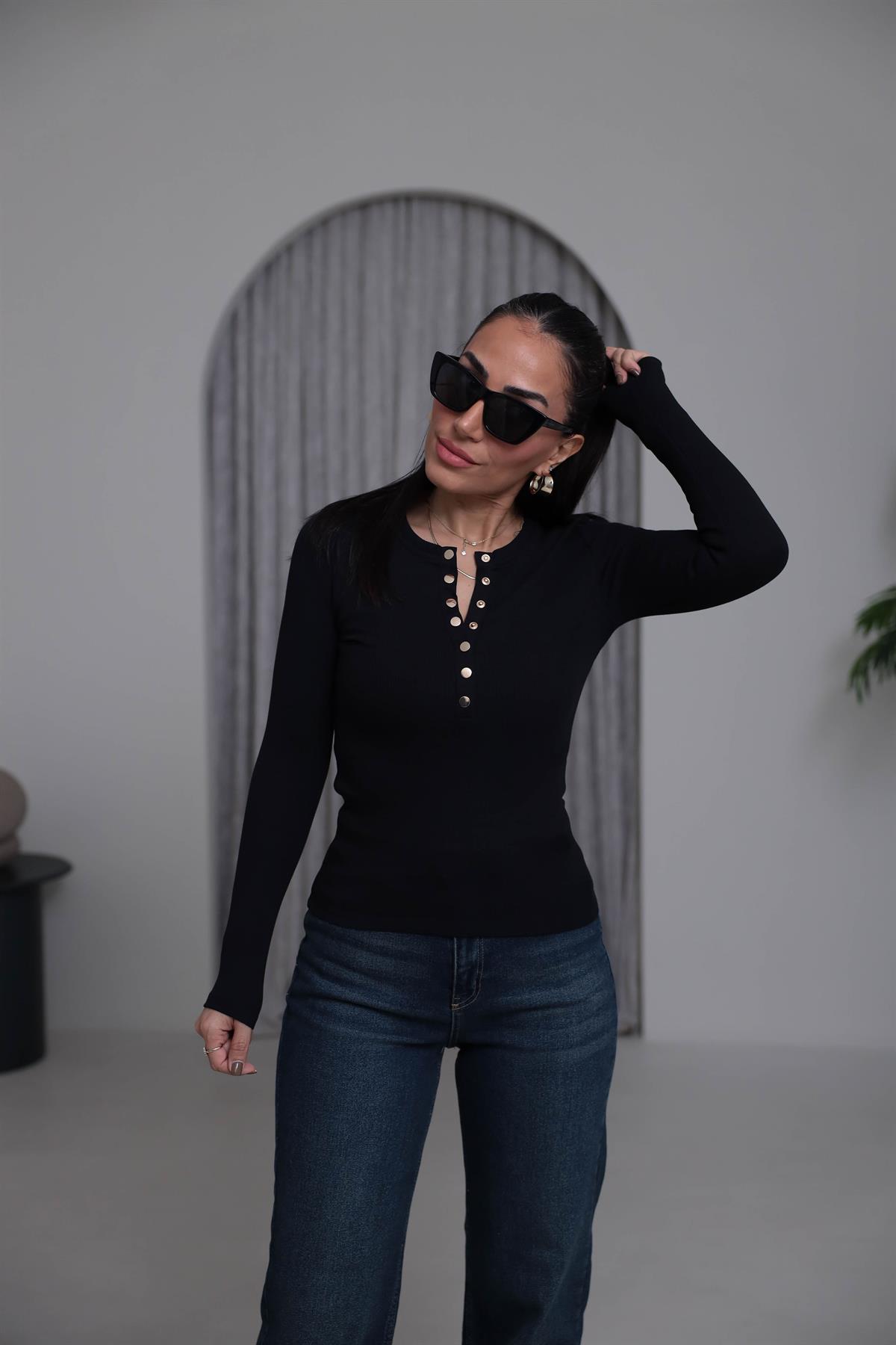 6363K Patlı Gold Düğmeli Pamuklu Bluz SİYAH