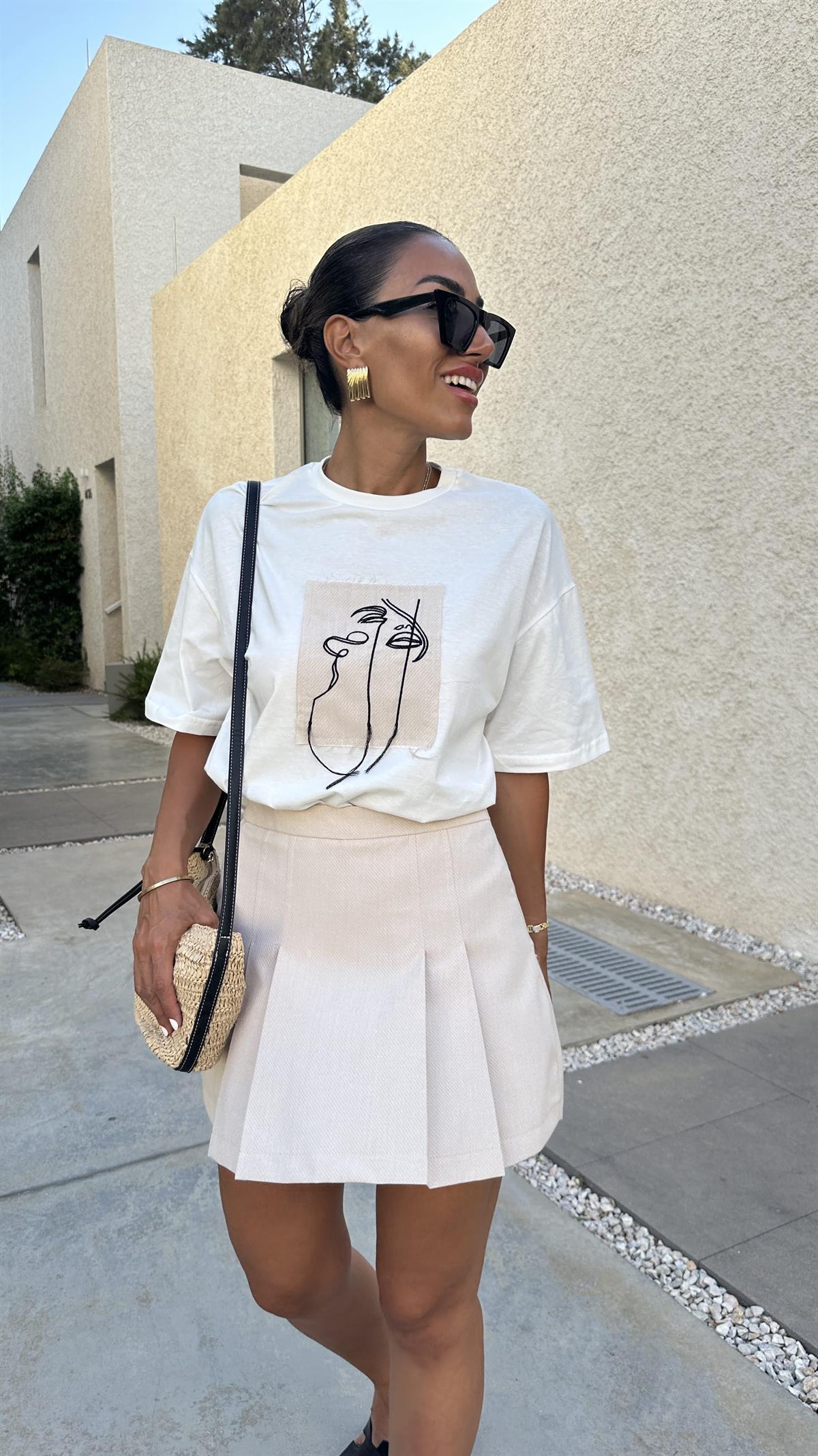 0292 Yüz Desenli Tshirt