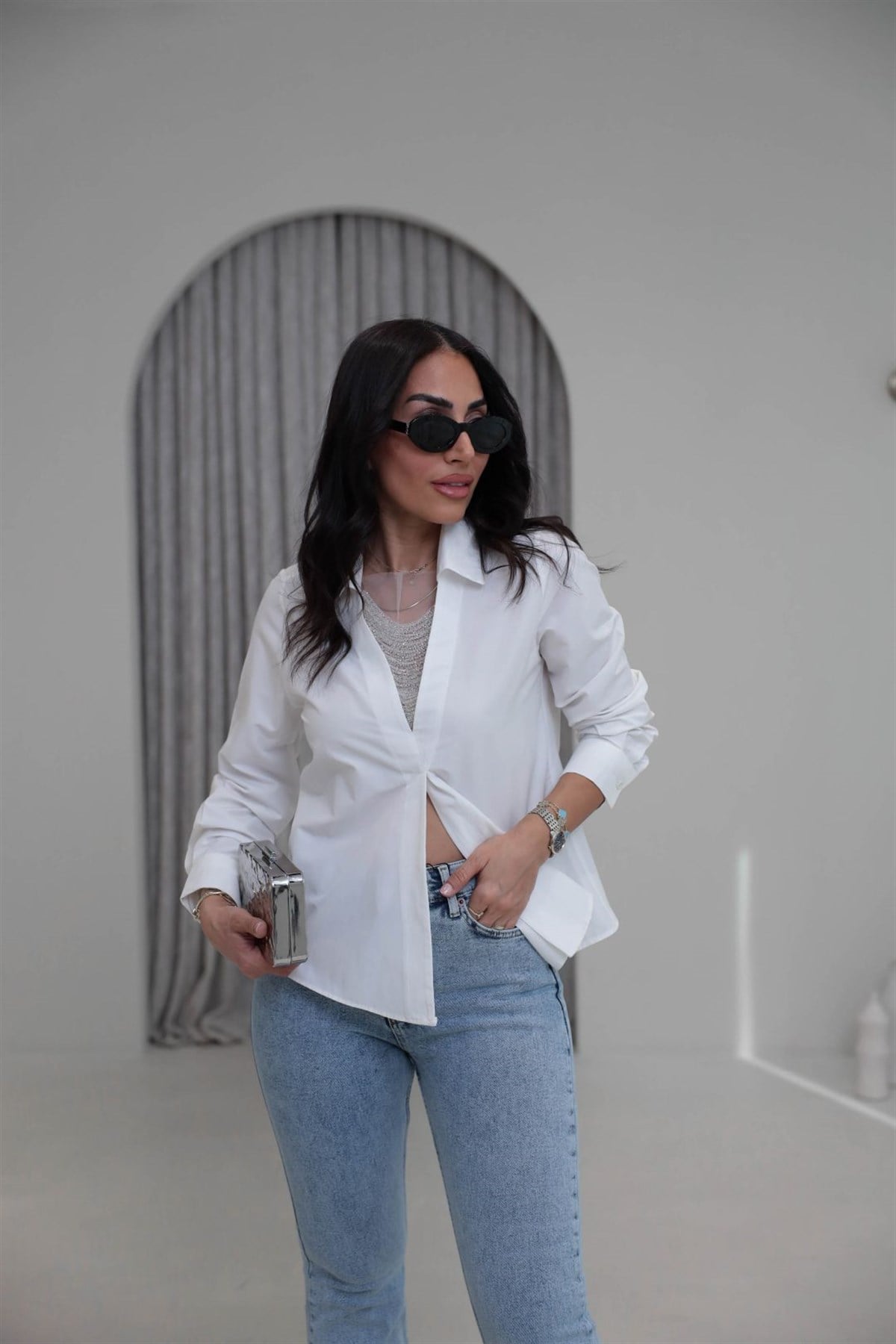 5133 Poplin Kumaş Önü Taş Detaylı Gömlek Bluz EKRU