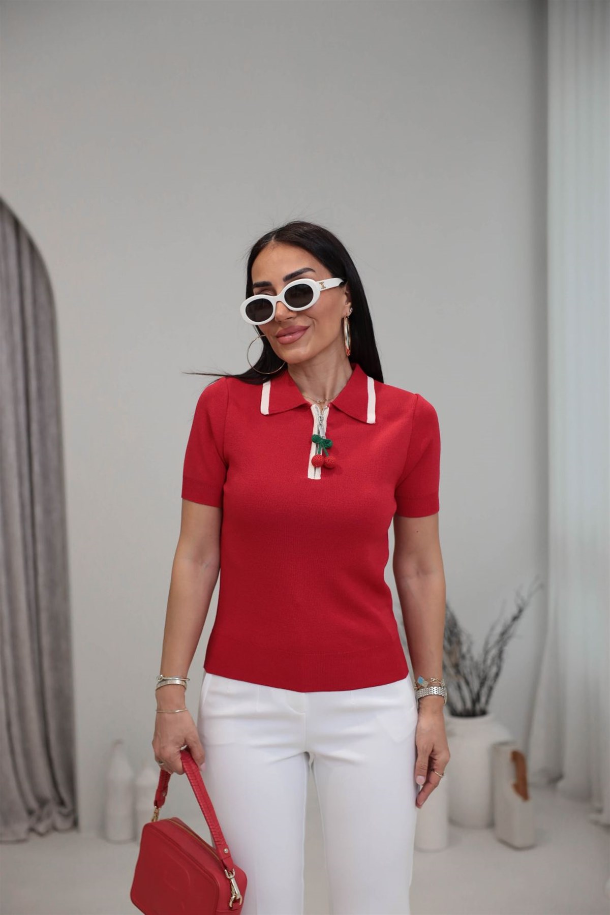 0620 Fermuarı Kiraz Aksesuarlı Rayon Triko Bluz KIRMIZI