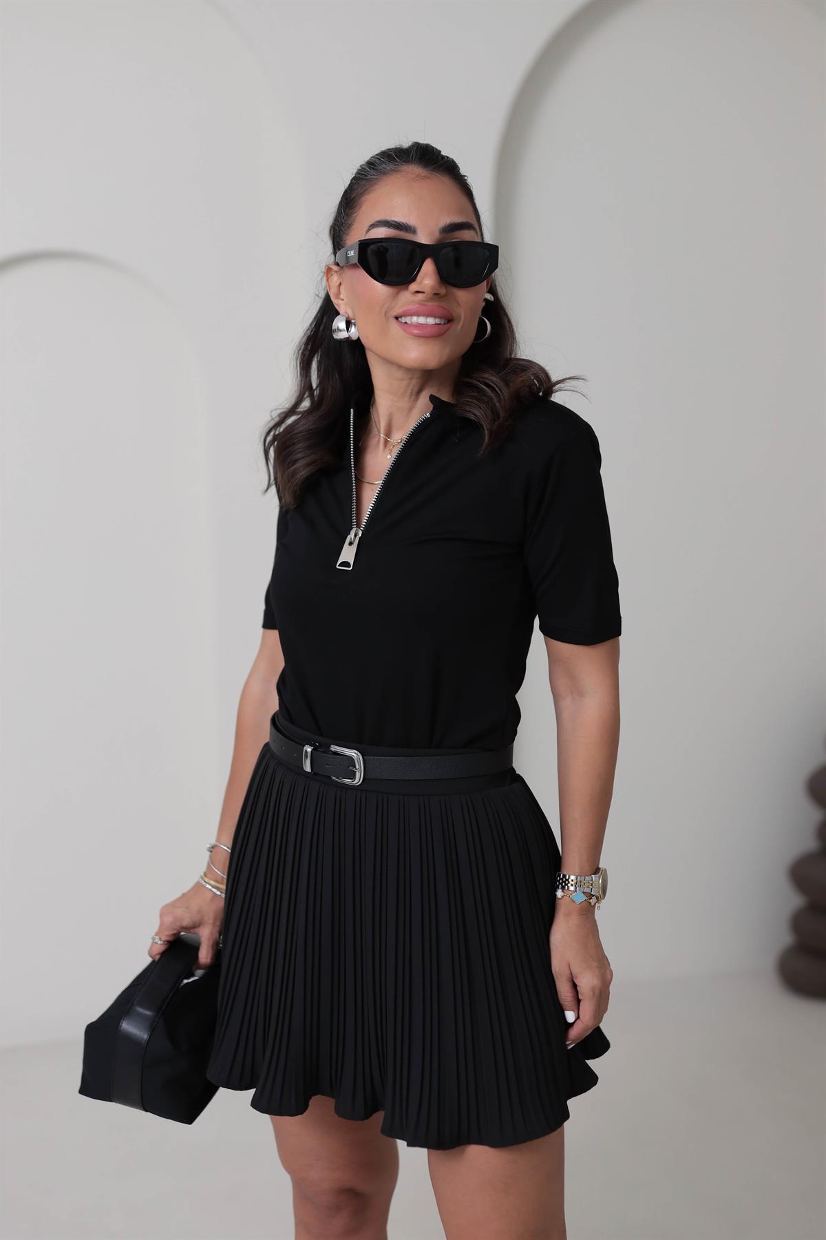 9647 Önü Fermuarlı Vatkalı Kısa Kol Sandy Bluz SİYAH