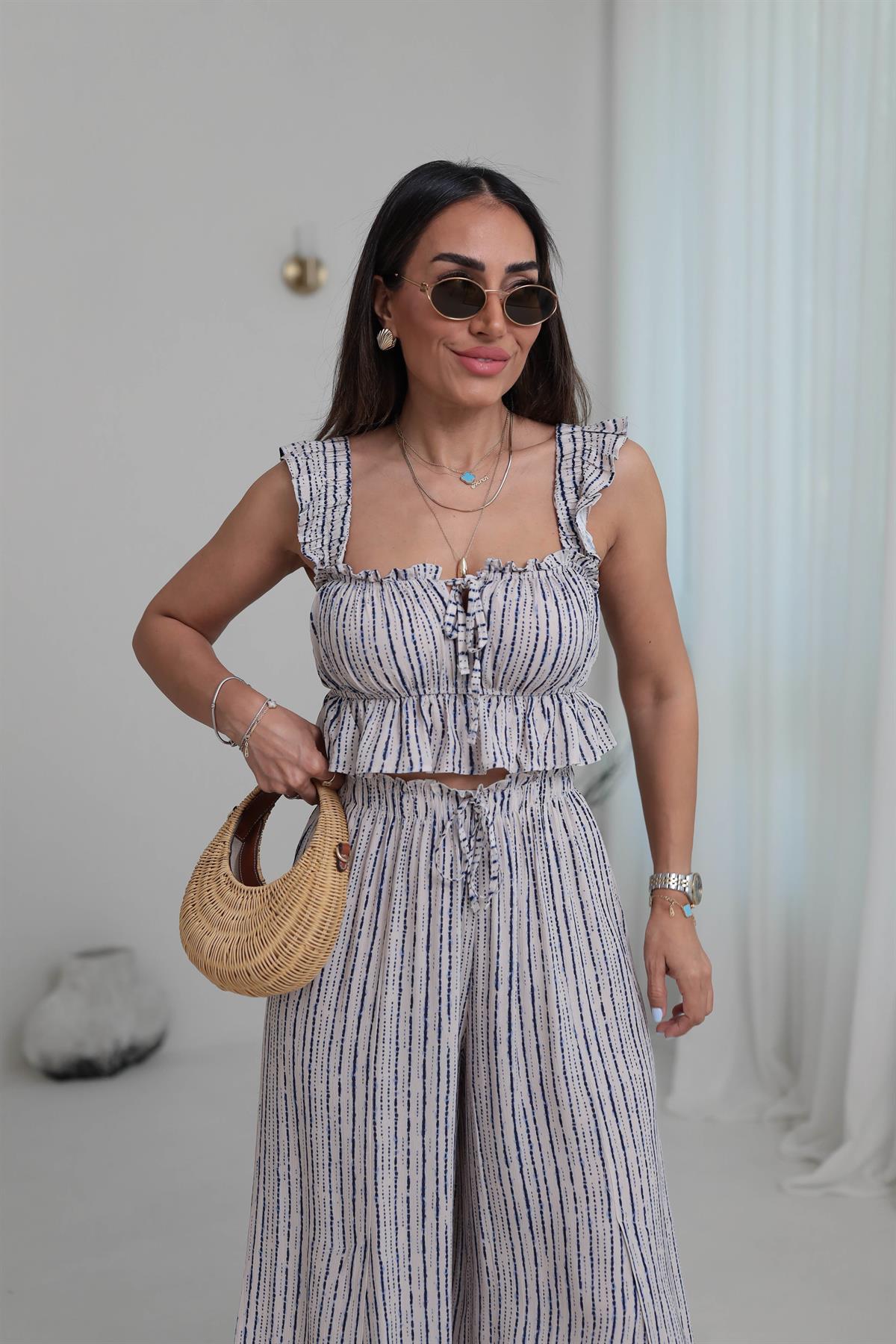 7363 Çizgili Gipeli Büstiyer& Yırtmaçlı Pantolon Takım LACİVERT