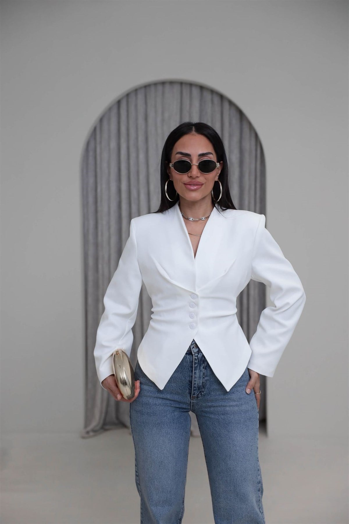 Vatkalı Asimetrik Belden Kuşaklı Ceket EKRU