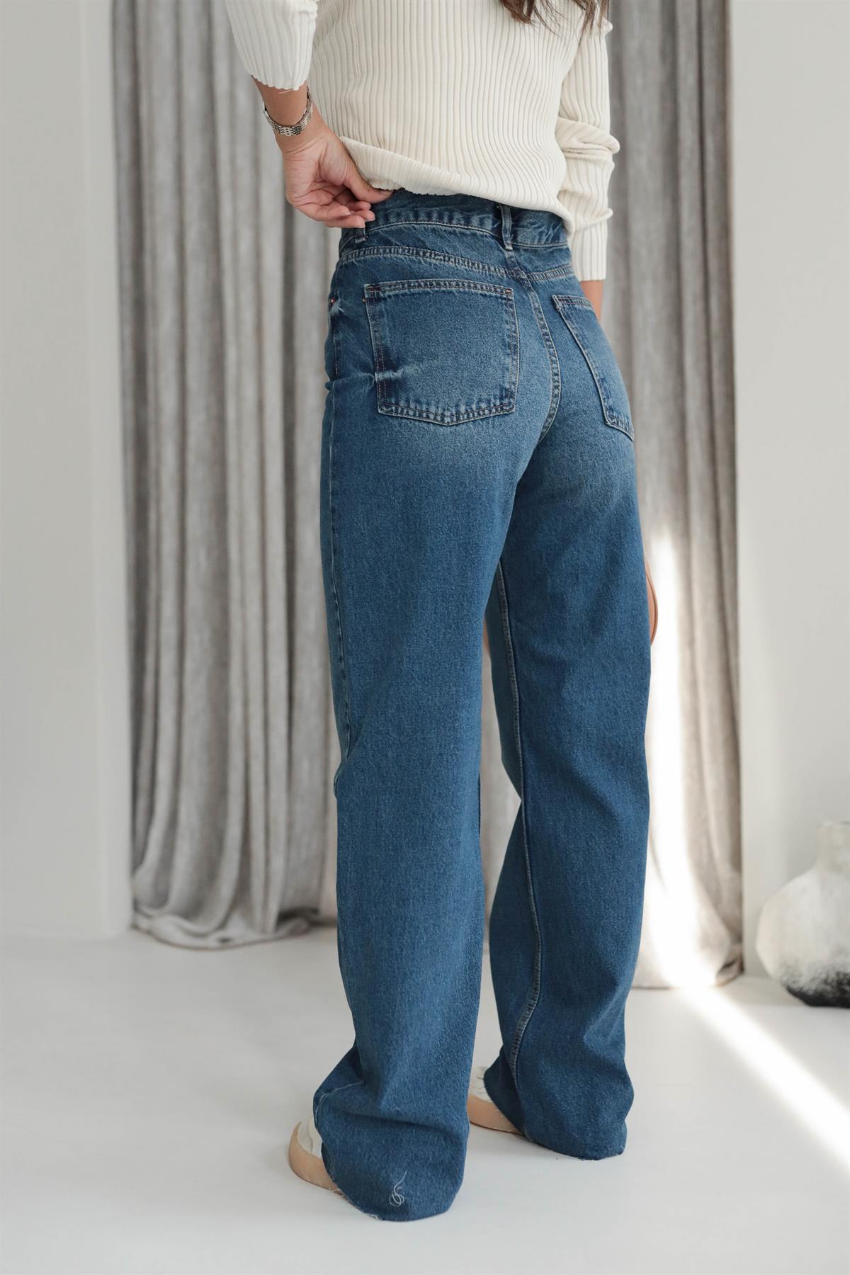 486 Yüksek Bel Paçası Kesik Straight Jean