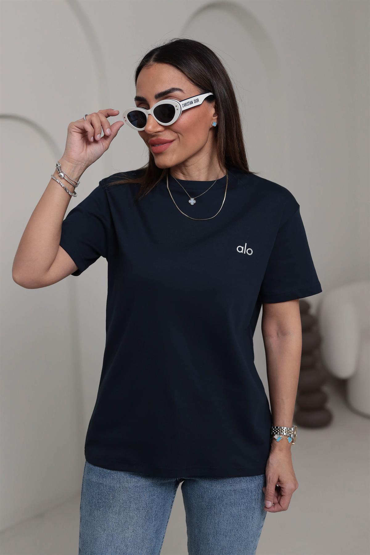 1022 Bisiklet Yaka Gümüş Yazı Detaylı Tshirt LACİVERT