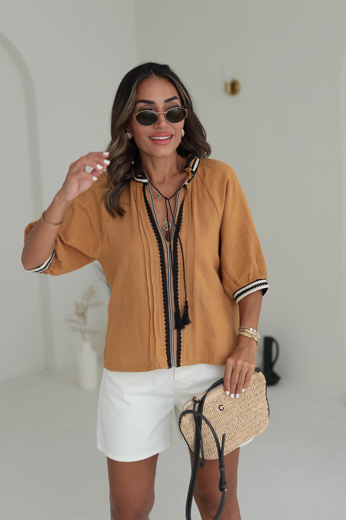 Hakim Yaka Önü Bağlamalı Örgü Detaylı Keten Bluz