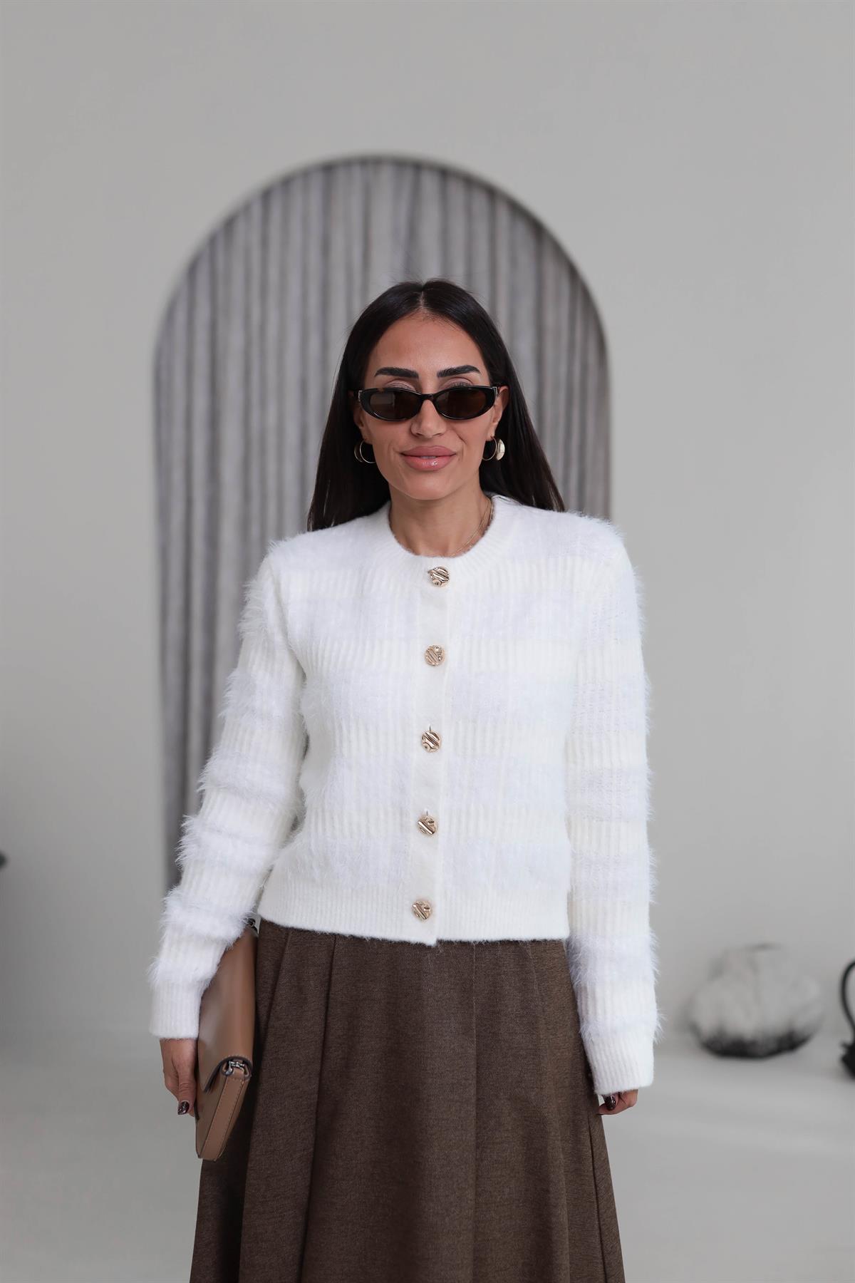 0990 Bisiklet Yaka Yumuşak Dokulu Gold Düğmeli Triko Hırka EKRU