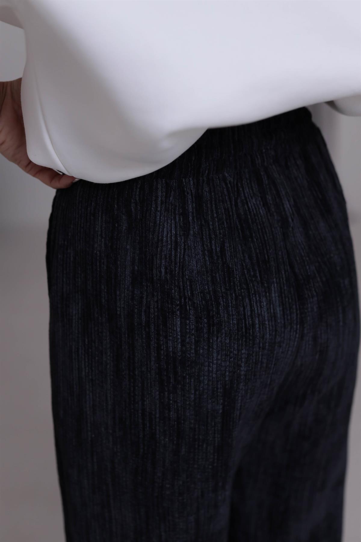 1183 Eskitme Efektli Bel Lastikli Kadife Pantolon SİYAH