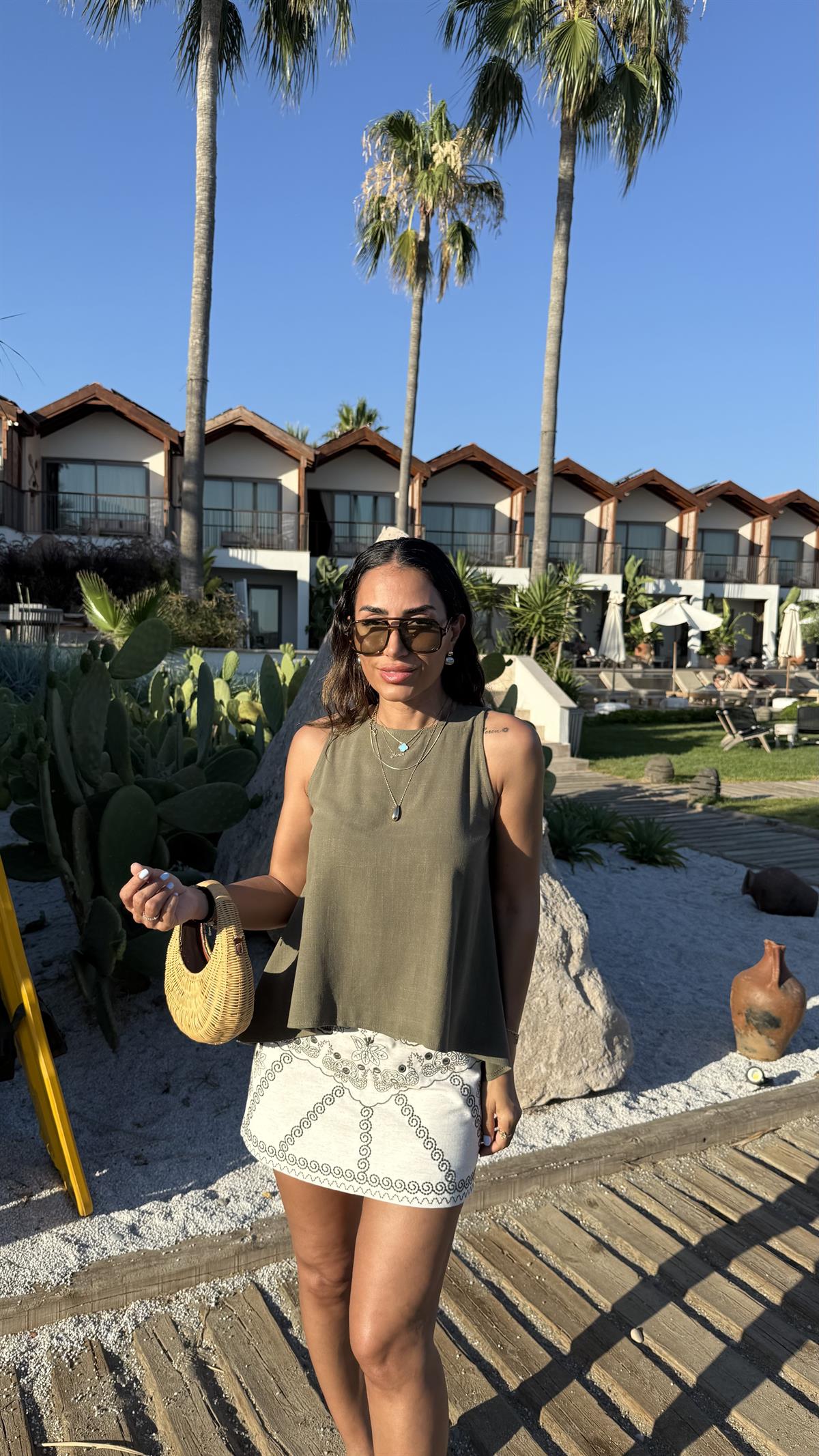 0004 Keten Salaş Asimetrik Bluz HAKİ YEŞİL