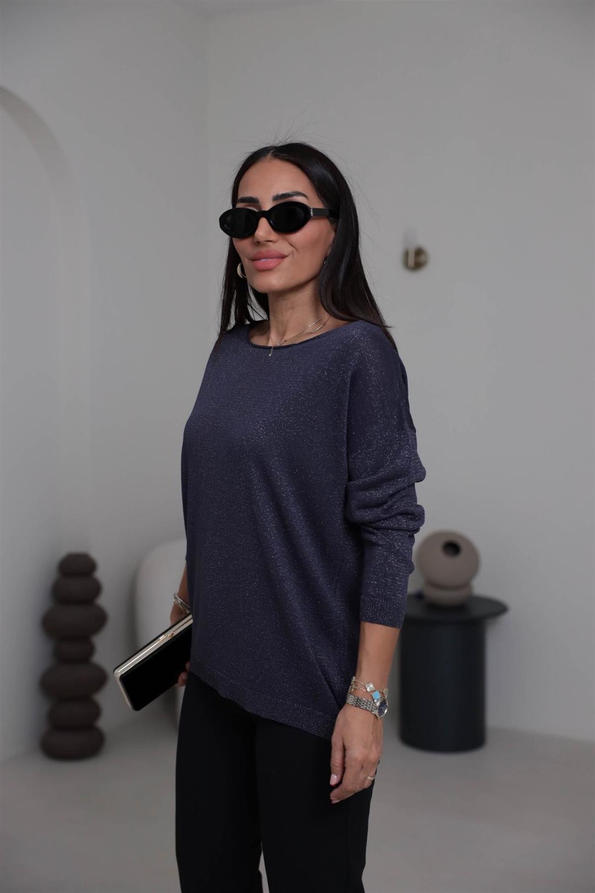 Kayık Yaka Simli Bluz FÜME