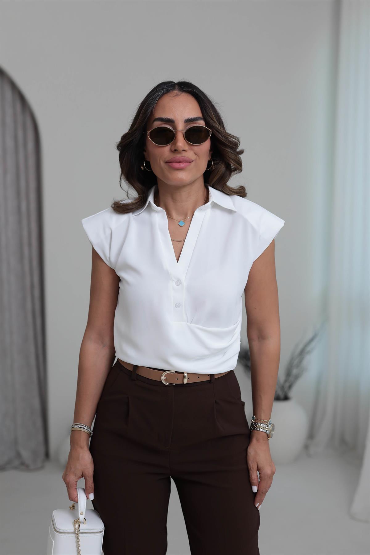 0244 Gömlek Yaka Yanı Drapeli Vatkalı Bluz BEYAZ