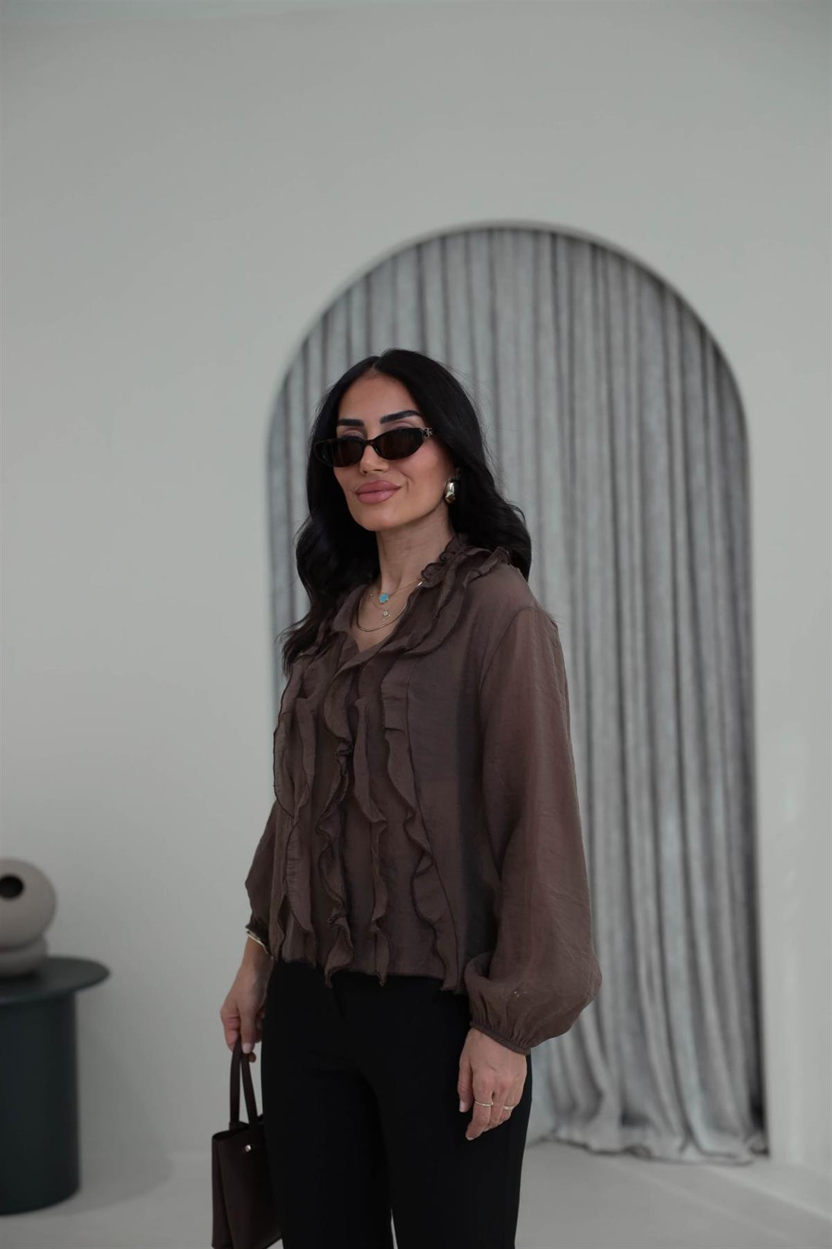 5023 Yaka Fırfırlı Liyosel Bluz KAHVE