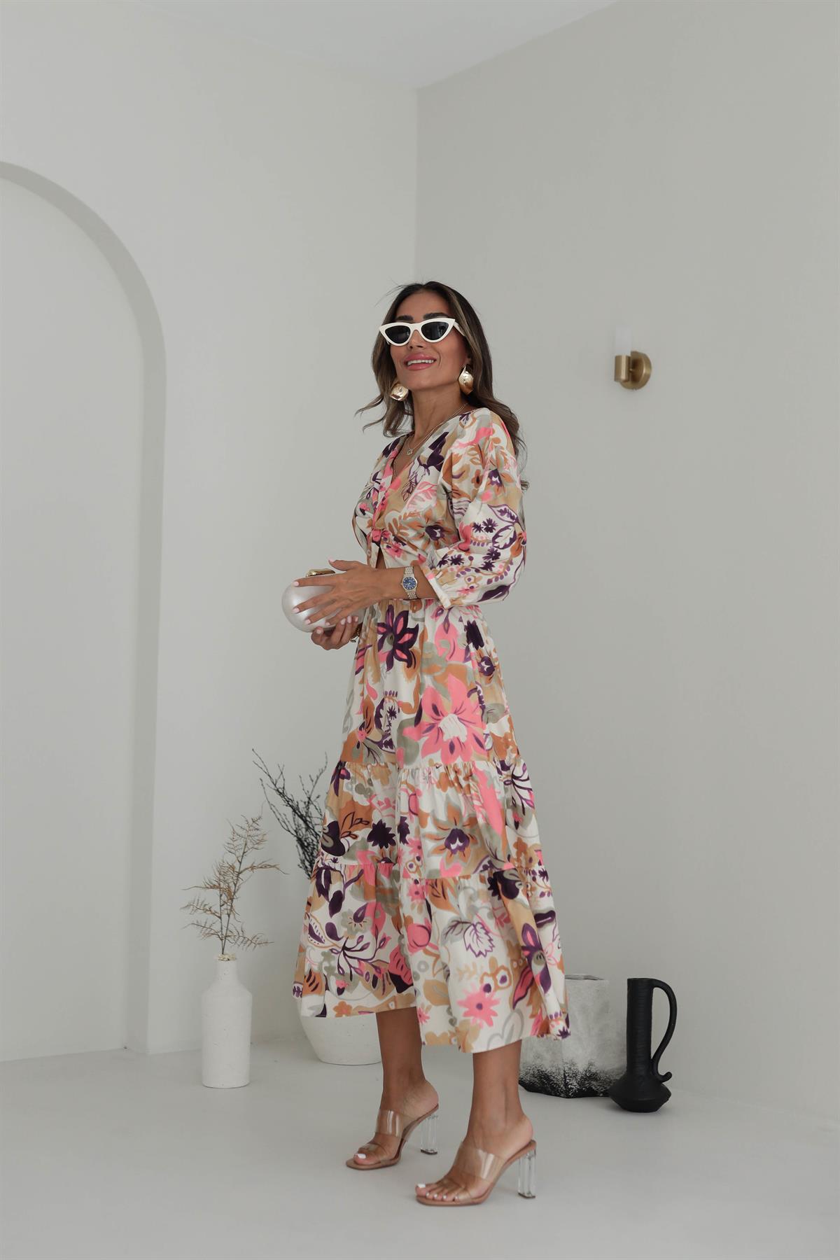 2953 V Yaka Sırt Dekolteli Çiçek Desen Elbise