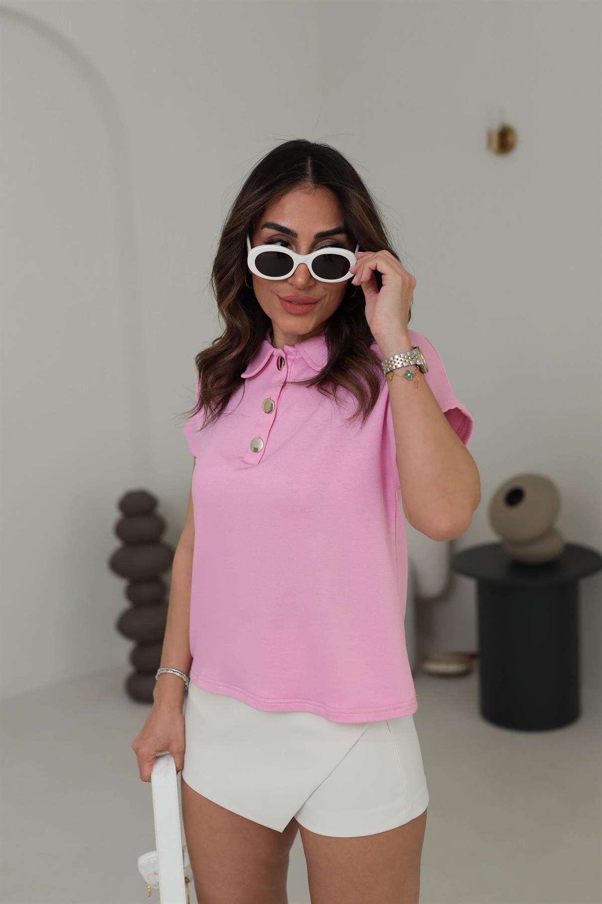 Polo Yaka Gold Düğmeli Düşük Kol Bluz PEMBE