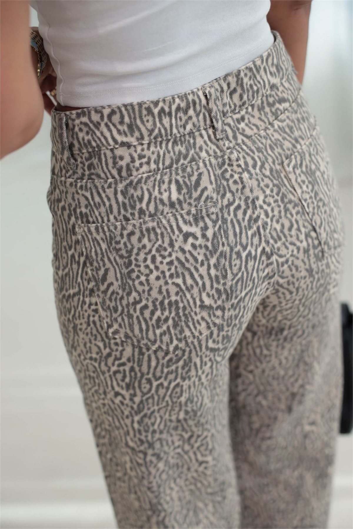 9104 Yüksek Bel Gabardin Kumaş Leopar Desen Pantolon LEOPAR