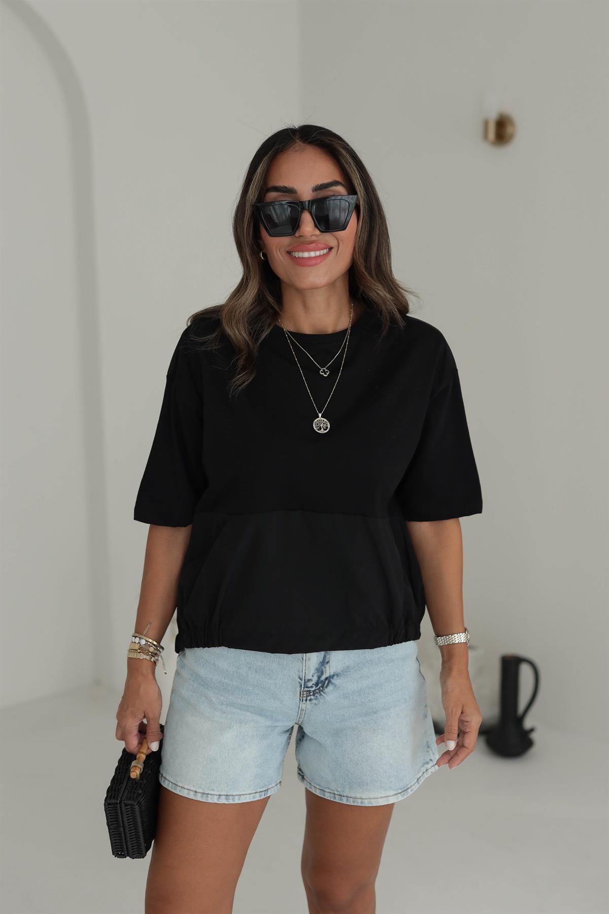 8678 Sırtı Düğmeli Poplin Kumaş Tshirt