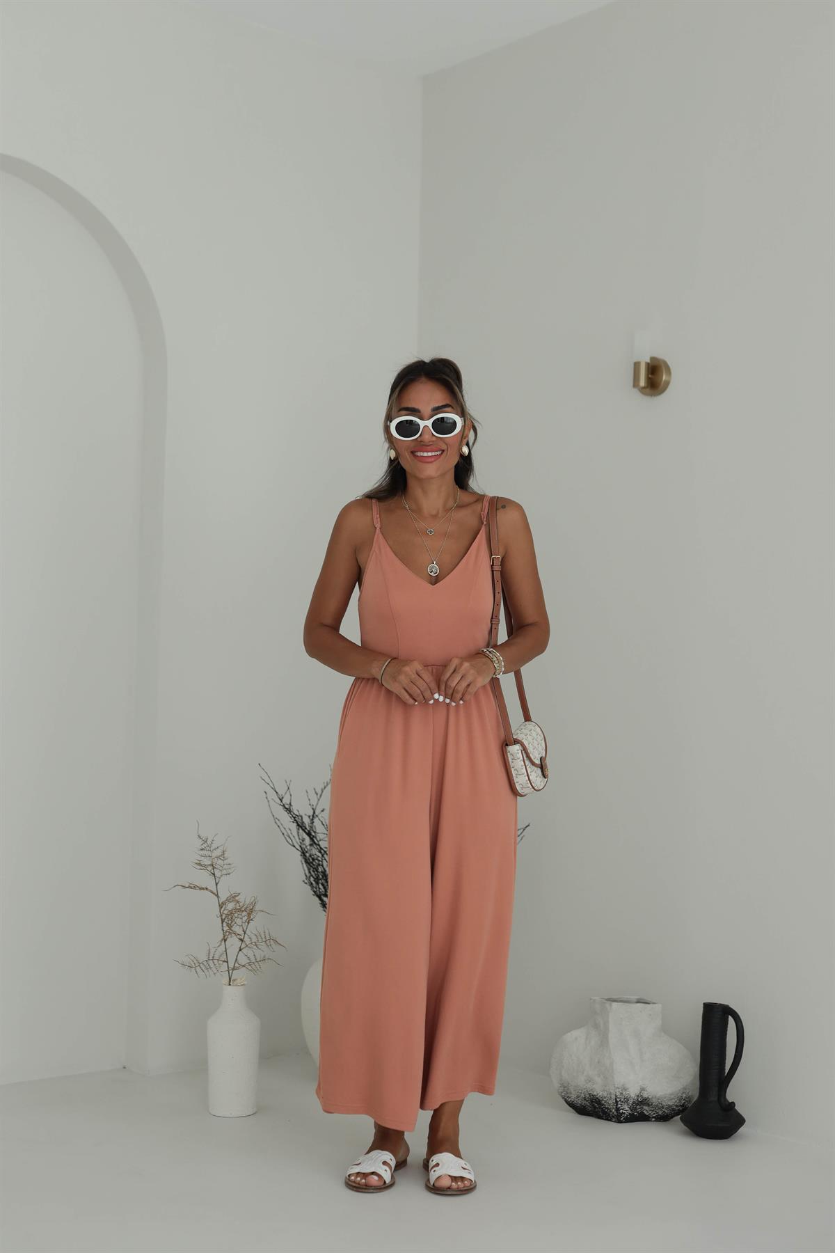 V Yaka İp Askılı Tulum