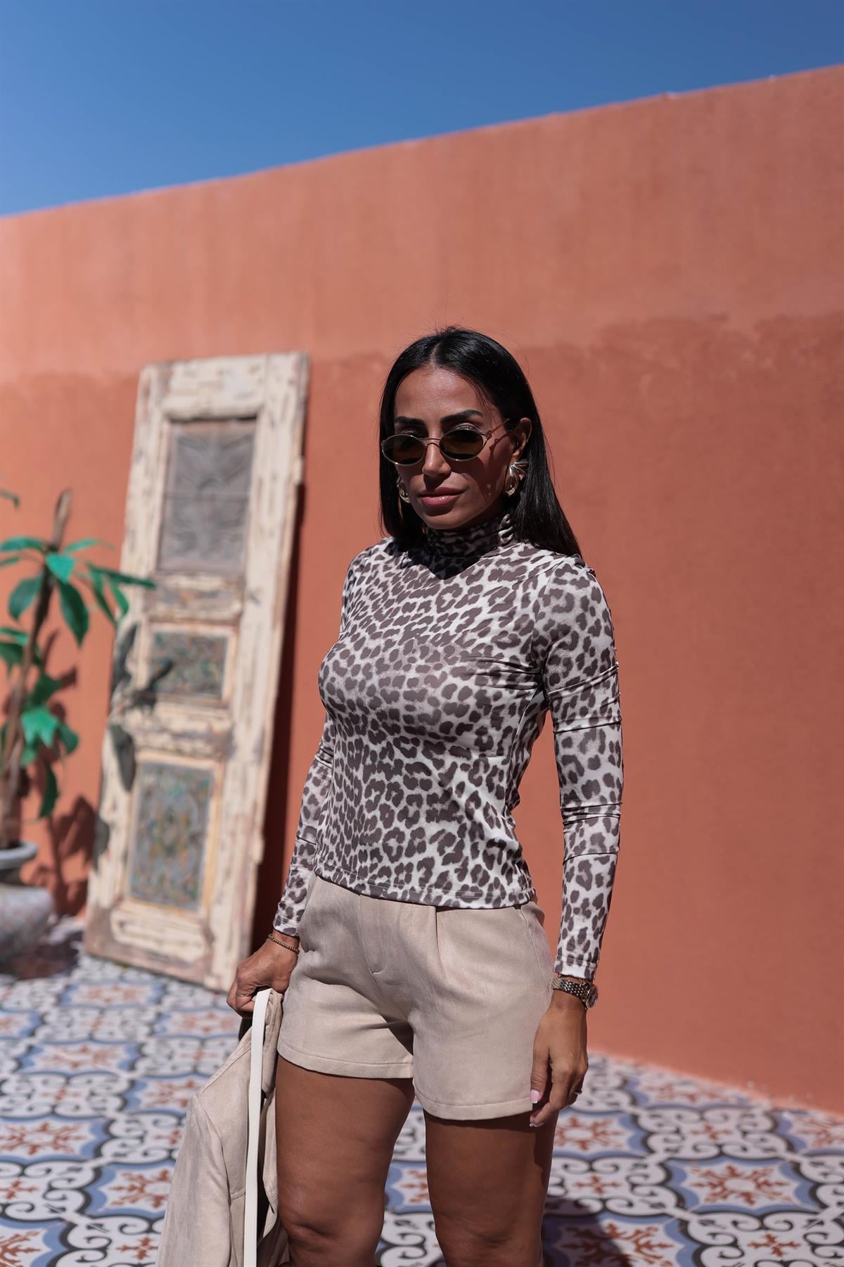 0850 Balıkçı Yaka Leopar Desen Body LEOPAR