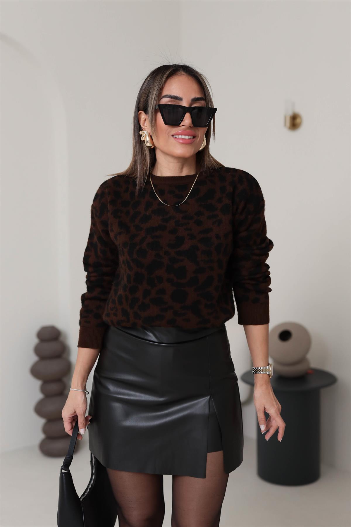 5216 Bisiklet Yaka Leopar Desen Triko KAHVE