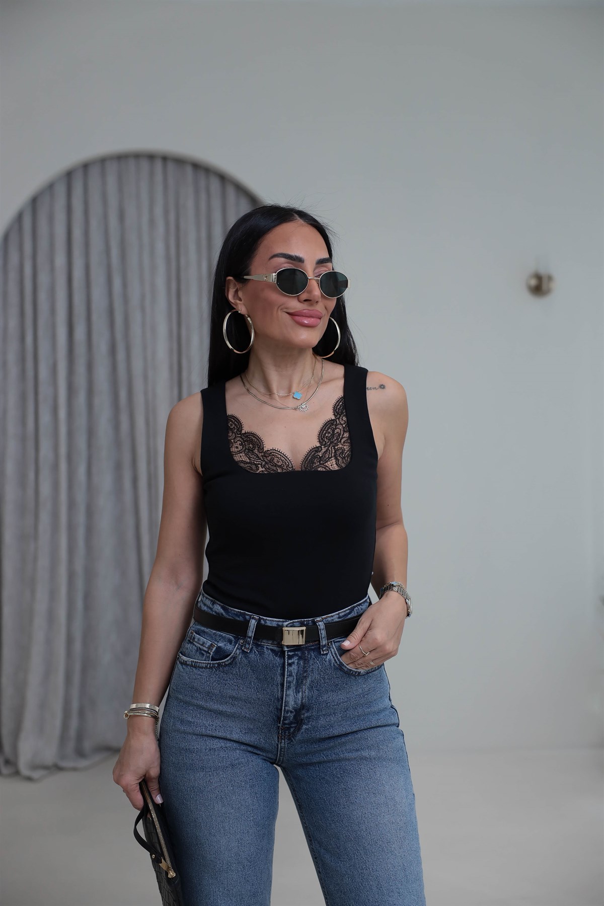 1677 Kare Yaka Dantel Detaylı Çift Kat Atlet SİYAH