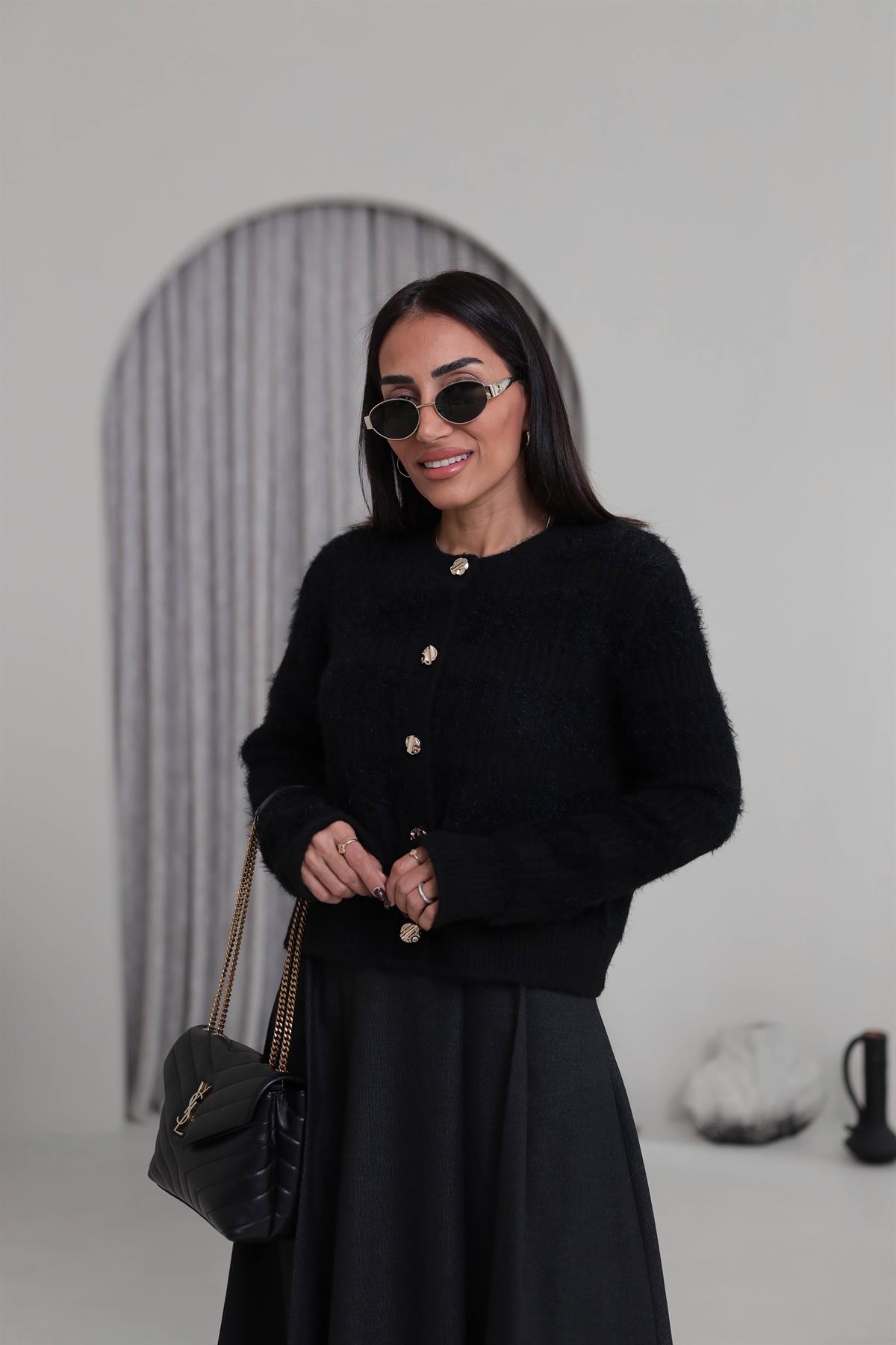 0990 Bisiklet Yaka Yumuşak Dokulu Gold Düğmeli Triko Hırka SİYAH