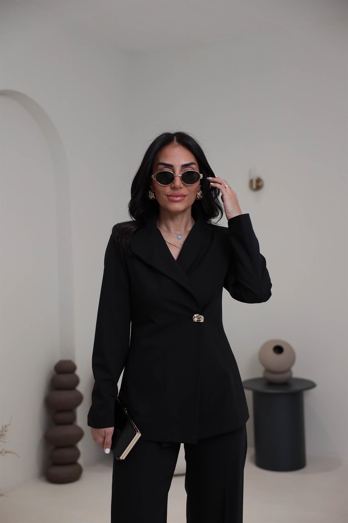 2041 Yaka Detaylı Gold Düğmeli Ceket Pantolon Takım SİYAH
