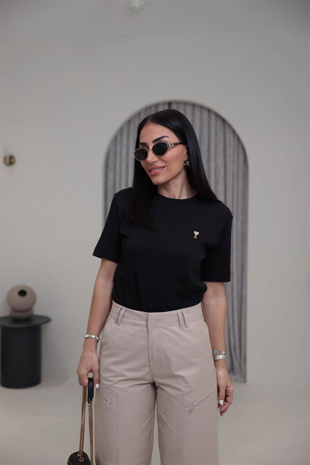 Gold Metal Kalpli Bisiklet Yaka Pamuklu Tshirt SİYAH