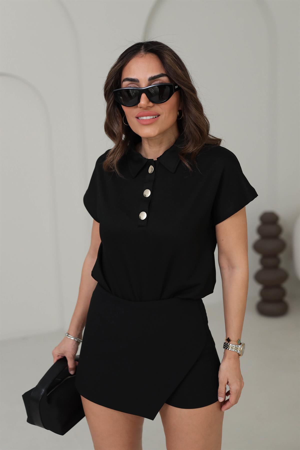 Polo Yaka Gold Düğmeli Düşük Kol Bluz SİYAH