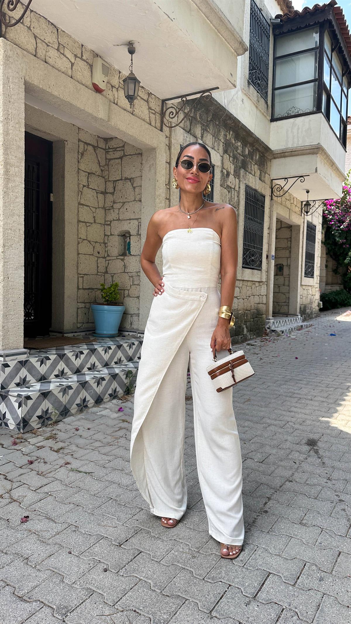 5298 Önü Kapaklı Sırtı Gipeli Keten Tulum