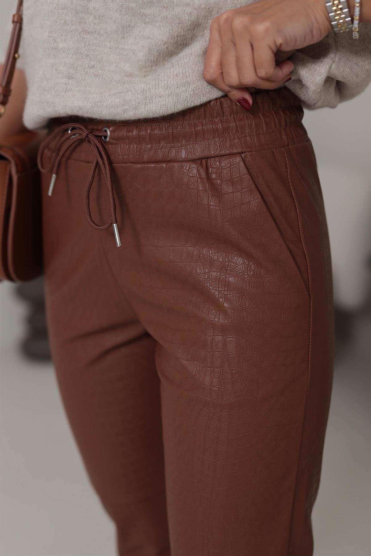 3410 Krokodil Parçalı Deri Pantolon