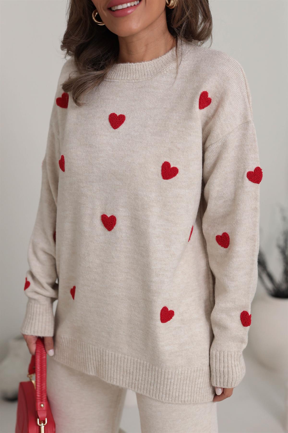 4380 Kalp Detaylı Kazak