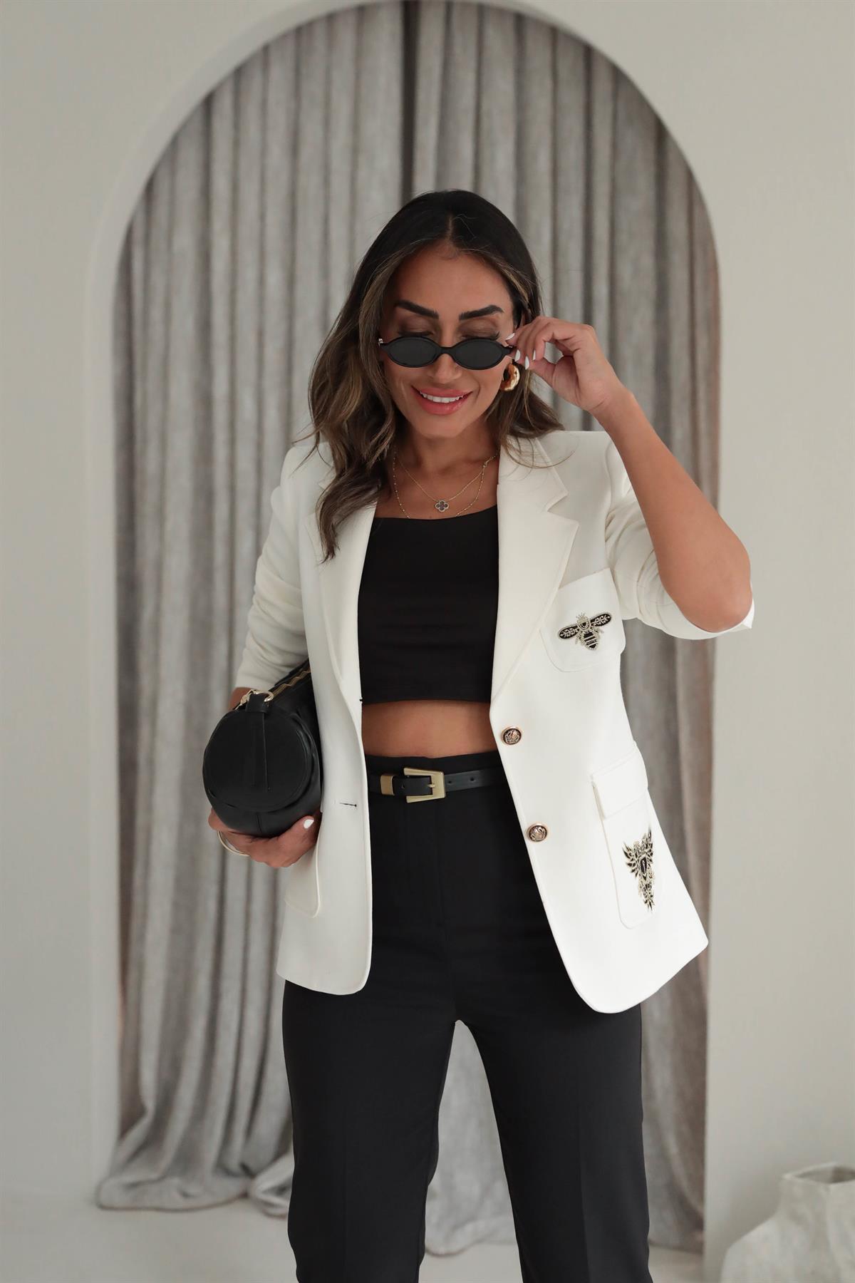 8931 Nakış İşlemeli Blazer Ceket EKRU