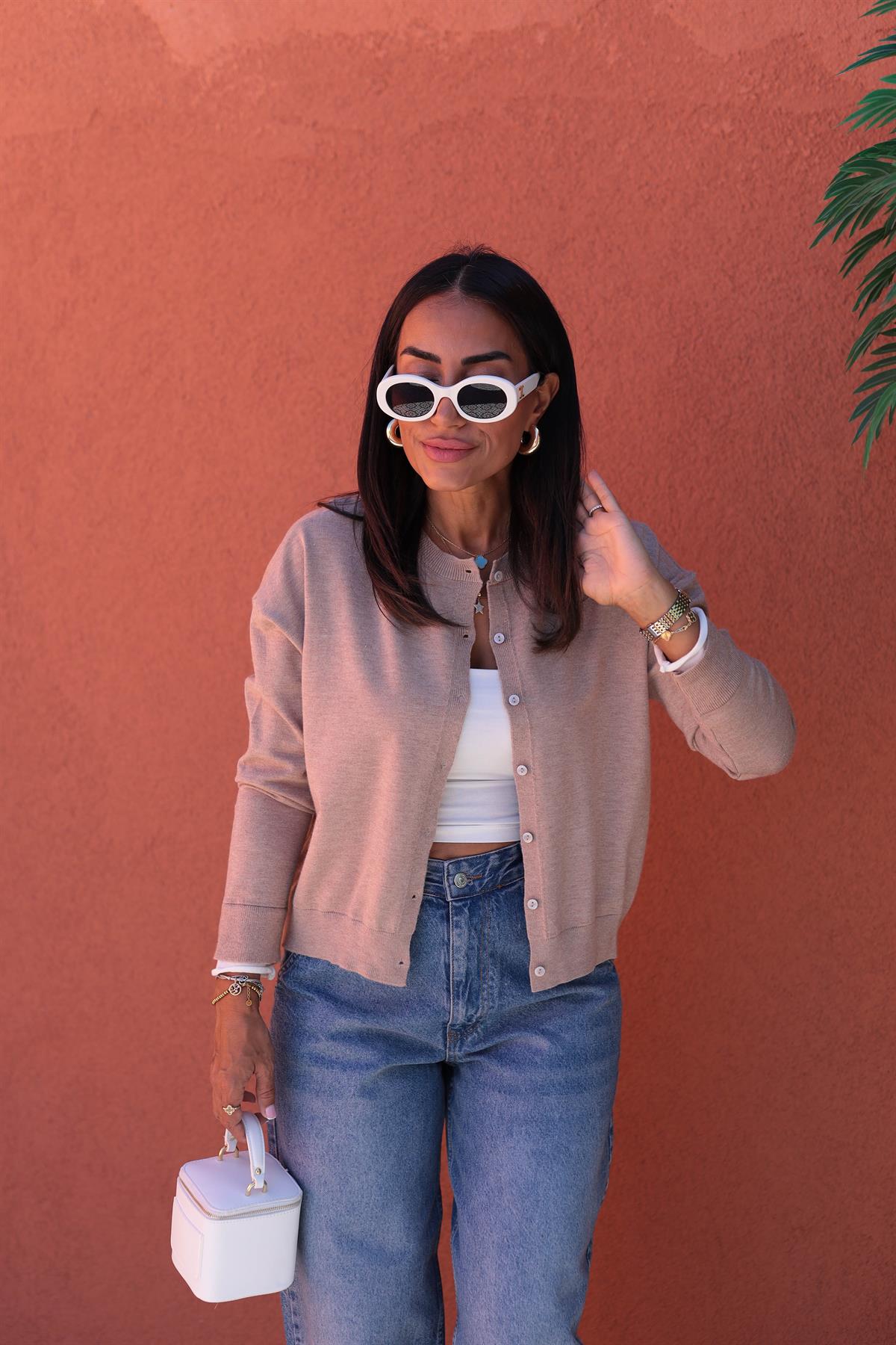 1040 Kolu Biyeli Yumuşak Doku Düğmeli Hırka CAMEL