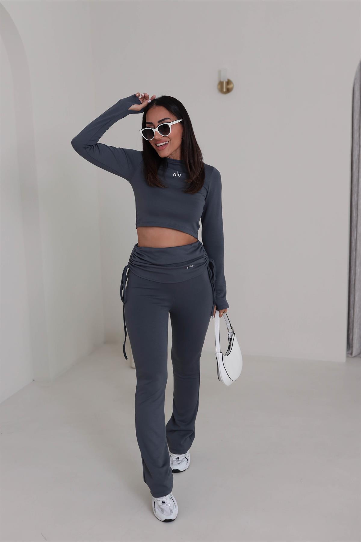 4033 Gümüş Yazı Baskılı Bel Detaylı Takım ANTRASİT